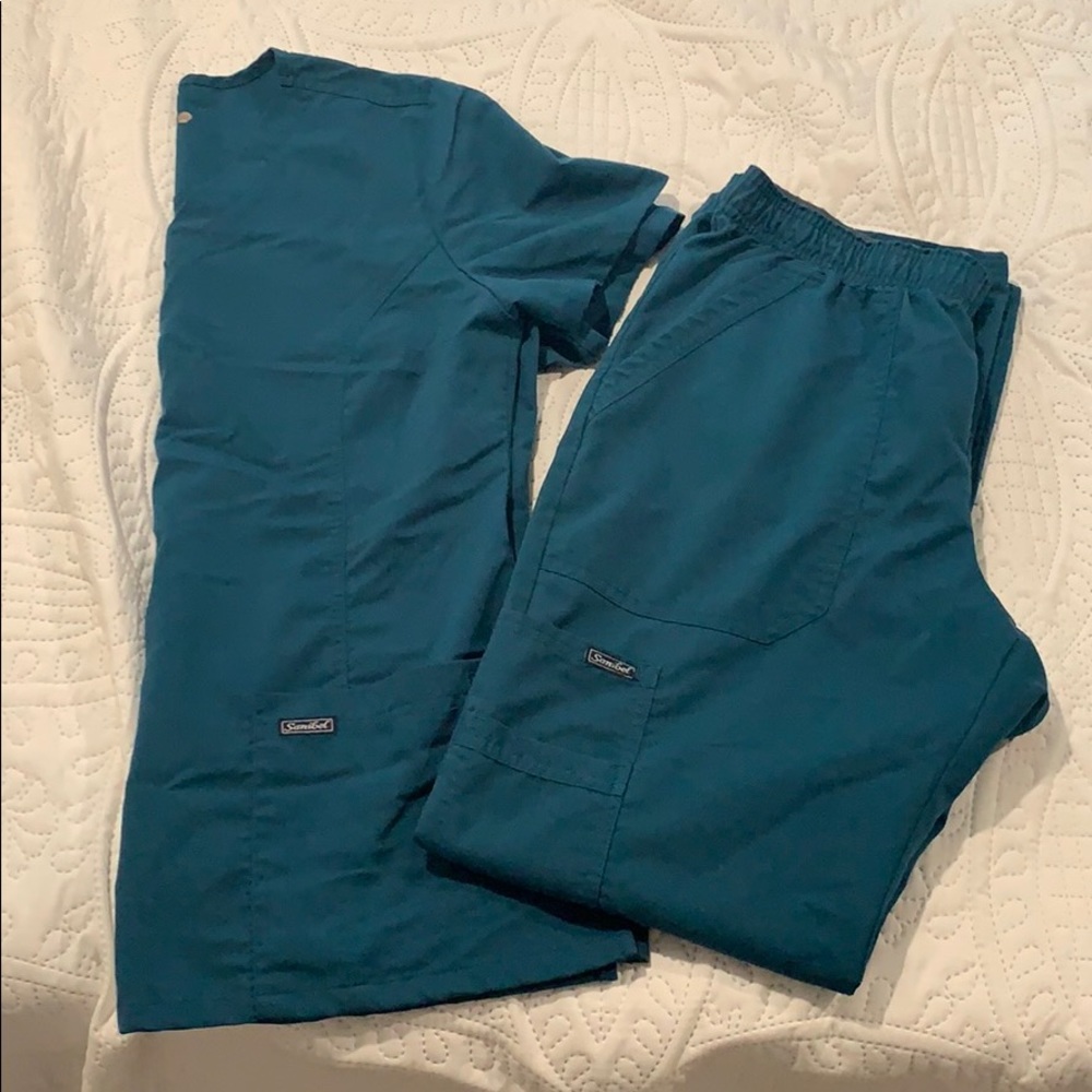 Sanibel Scrub top and bottom set.
